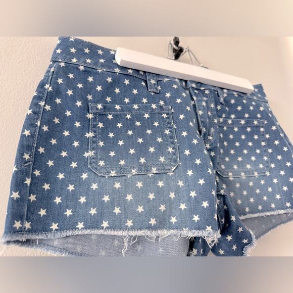 NWT Arizona Jean Co. Star Print Dark Denim Shorts - Picture 3 of 6